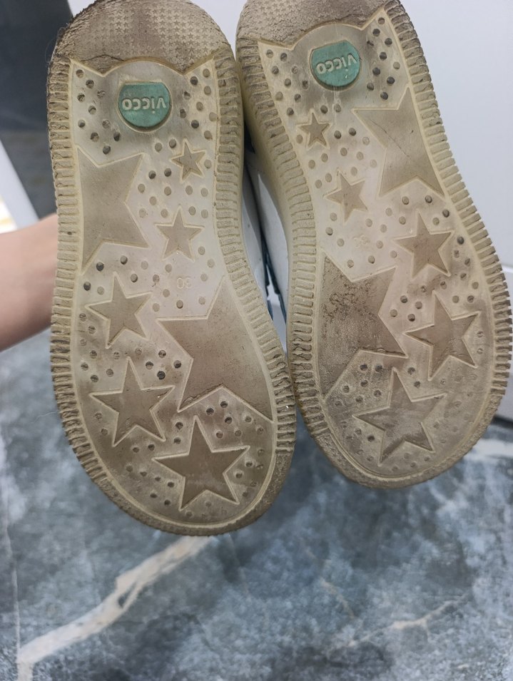 Çocuk Beyaz Cırt Cırtlı Spor Ayakkabı - Görsel 2