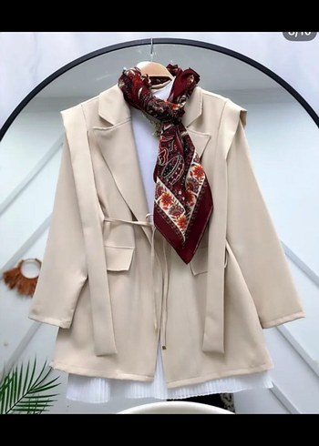Diğer Bej Kemerli Kısa Kadın Blazer Ceket
