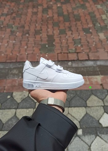 33 Beden Nike cırtlı çocuk spor ayakkabı