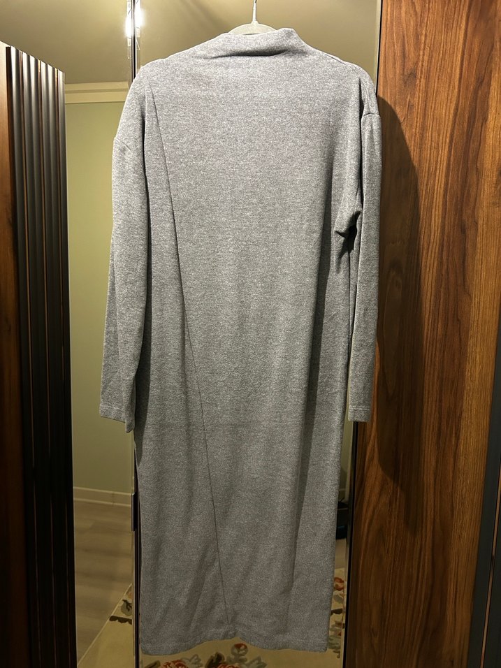 Gri Uzun Kollu  Yakalı Elbise - Görsel 2