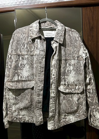 Krem Yılan Desenli Düğmeli Ceket - Görsel 2