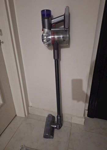 Dyson V8 Absolute Kablosuz Dikey Süpürge - Görsel 3