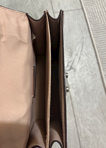 Pudra Deri Zincir Detaylı Kadın Çanta - Görsel 9