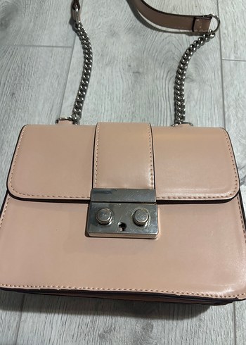 Pudra Deri Zincir Detaylı Kadın Çanta - Görsel 4
