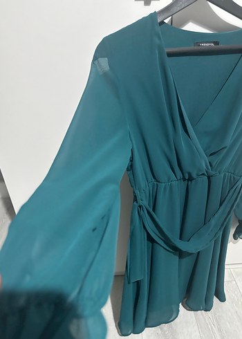 38 Beden Kemer Detaylı Yeşil Midi Elbise