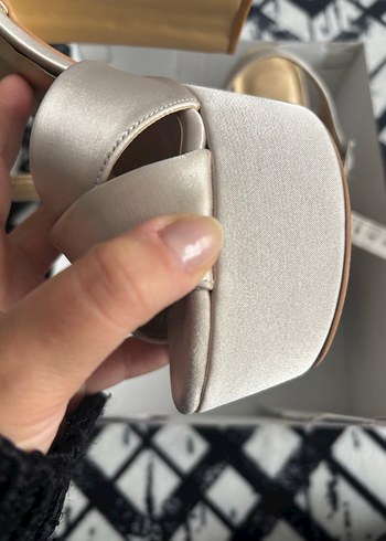 Ten Rengi Saten Platform Topuklu Kadın Abiye Ayakkabı - Görsel 3