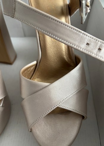 Ten Rengi Saten Platform Topuklu Kadın Abiye Ayakkabı - Görsel 4