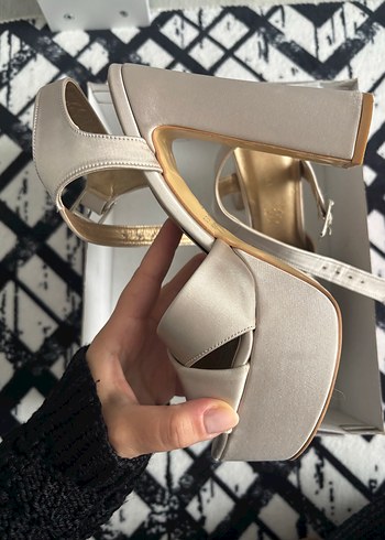 Ten Rengi Saten Platform Topuklu Kadın Abiye Ayakkabı - Görsel 2