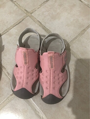 Spor sandalet
