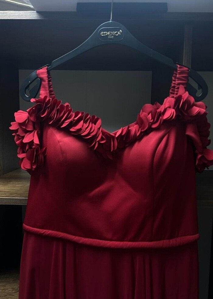 Kırmızı Abiye - Görsel 2