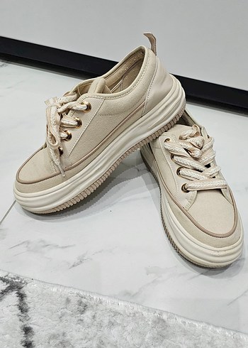 Bej Platform Topuklu Kadın Spor Ayakkabı - Görsel 2