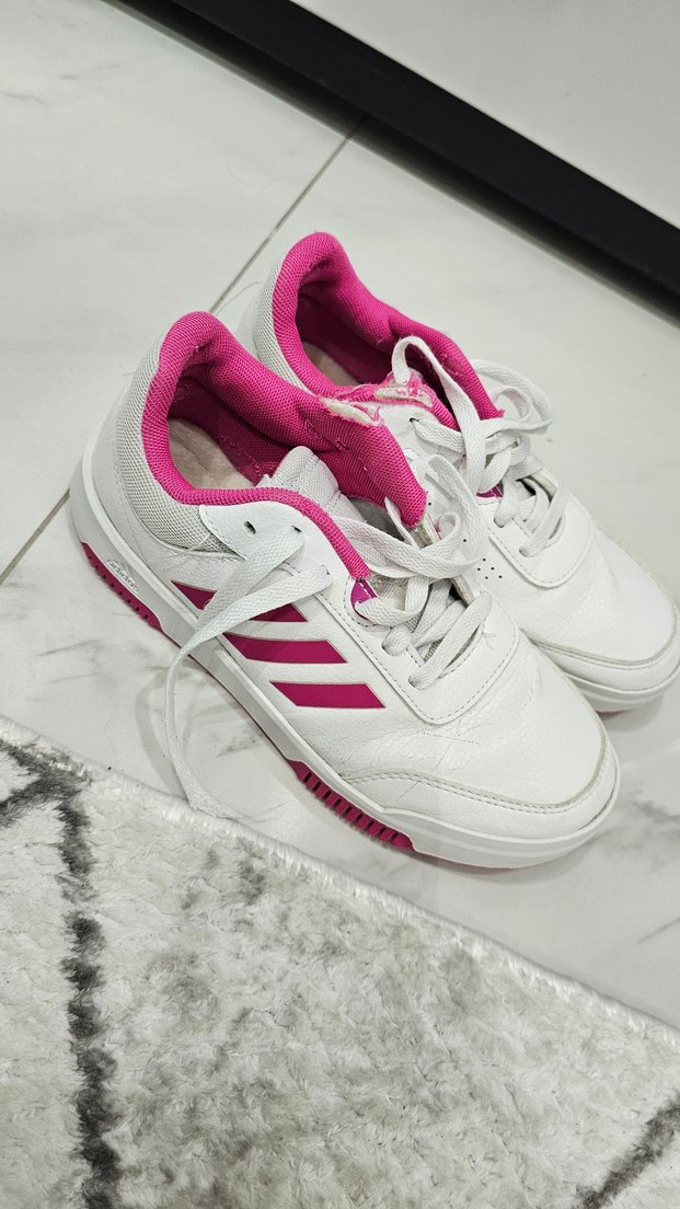 Pembe Detaylı Kadın Spor Ayakkabı - Görsel 2