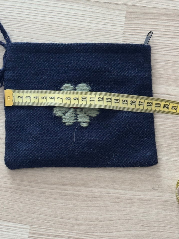 Mavi Nakışlı Püsküllü Örgü Kadın Portföy Çanta - Görsel 4