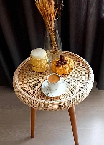 Rattan sehpa