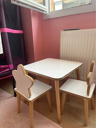 Ikea Montessorri masa sandalye