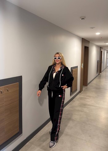 Tommy Hilfiger ürünü