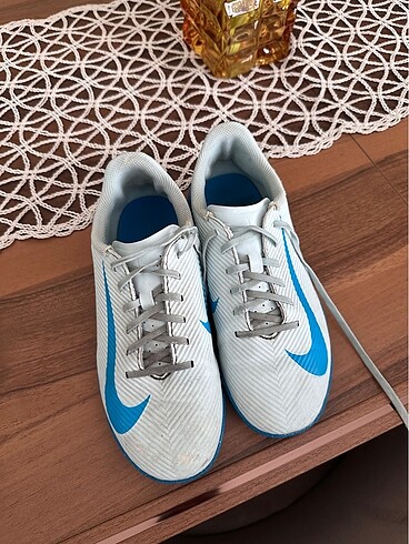 Nike halı saha ayakkabısı