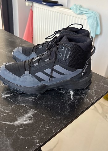 Adidas Siyah Gri Outdoor Ayakkabi