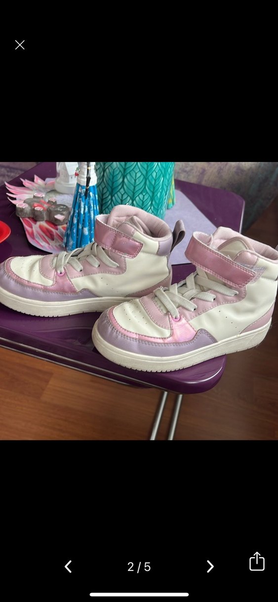 Kızlar için pembe bağcıklı ve cırt cırtlı spor ayakkabı - Görsel 2