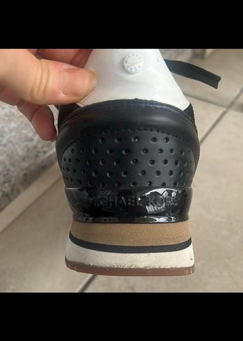 Siyah Çizgili Kadın Spor Ayakkabı - Görsel 3