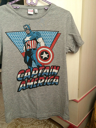 Captain America tshirt