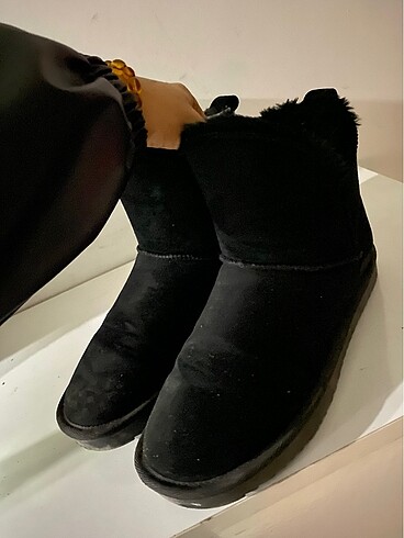 Ugg siyah bot