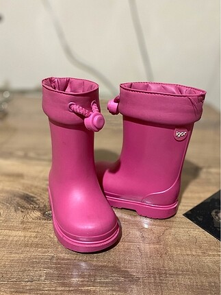 İgor pembe bot