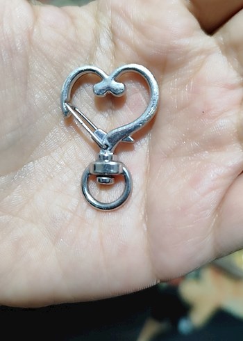 Gri Kalp Tokalı Kadın Anahtarlık - Görsel 2