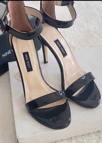 Nine West Siyah Rugan Deri Stiletto Topuklu Kadin Ayakkabi