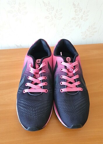 40 Beden KONFOR SPOR AYAKKABI