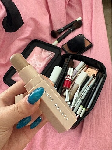 Fenty kontür stick amber