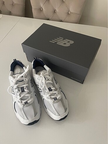 New balance 530