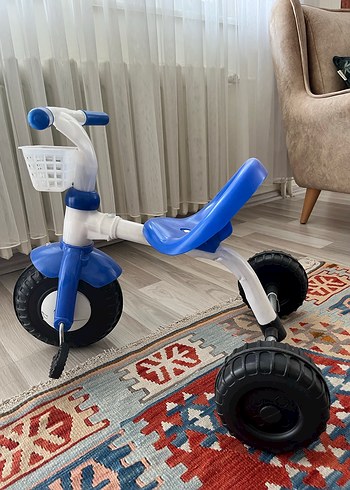 Mavi Renkli Üç Tekerlekli Çocuk Bisikleti