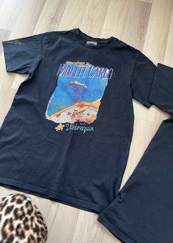 Siyah Baskılı Kısa Kollu Salaş Tişört - Görsel 3