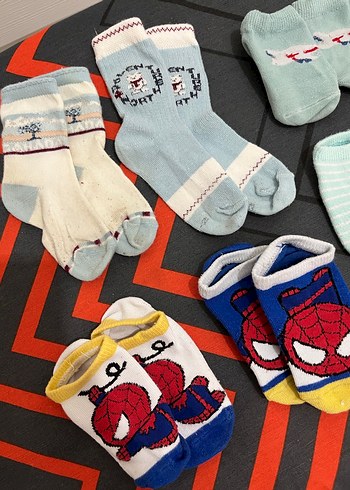 Erkek Çocuk Renkli Nakışlı Çorap Seti - Görsel 3