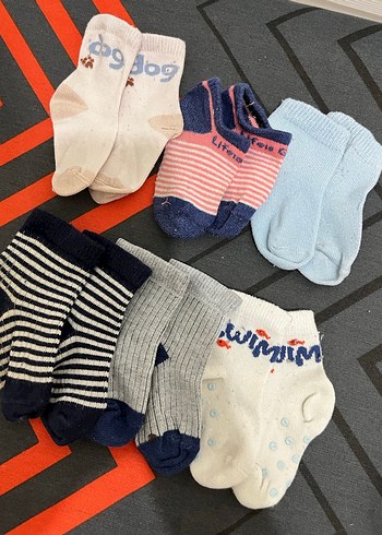 Erkek Çocuk Renkli Nakışlı Çorap Seti - Görsel 2