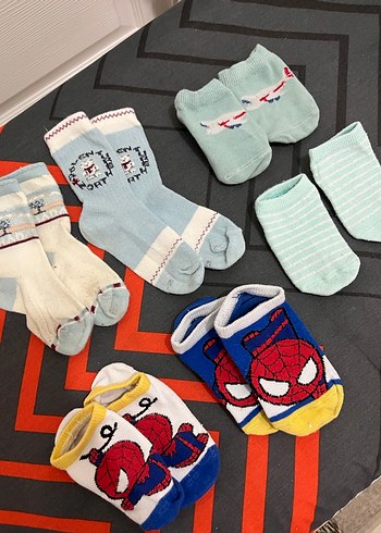 Erkek Çocuk Renkli Nakışlı Çorap Seti - Görsel 4
