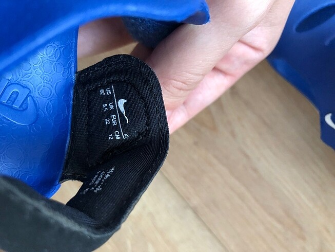 22 Beden lacivert Renk Nike sandalet