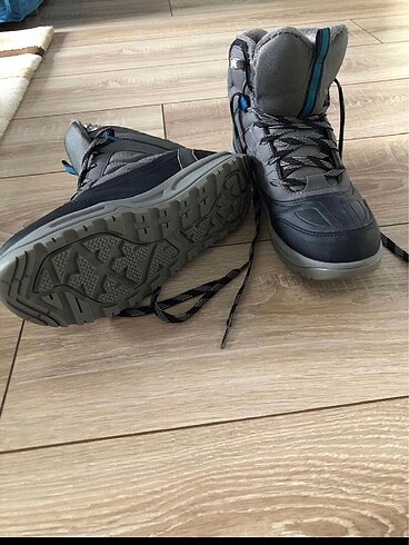 37 Beden DECATHLON KAR BOTU ERKEK ÇOCUK 39 numara