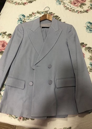 Georgıa armani lila renk takım 36 beden 38bedenede oluyor takım