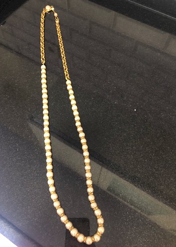 Beden Chanel kolye