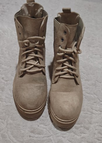 Bej Süet Kadın Bot - Görsel 3