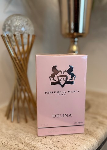 Parfums de Marly Delina Kadın Parfümü 75 ml