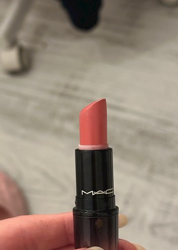  Beden MAC french silk ruj