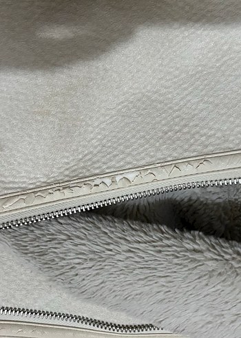 Stradivarius Bej Fermuarlı kürklü Kadın kaban - Görsel 4