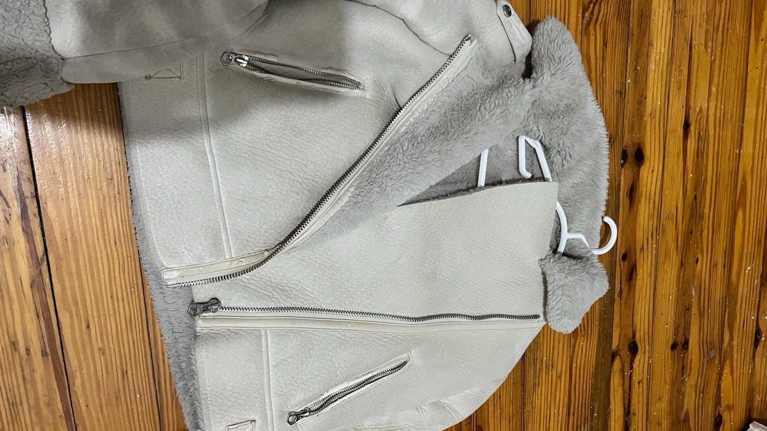 Stradivarius Bej Fermuarlı kürklü Kadın kaban - Görsel 3