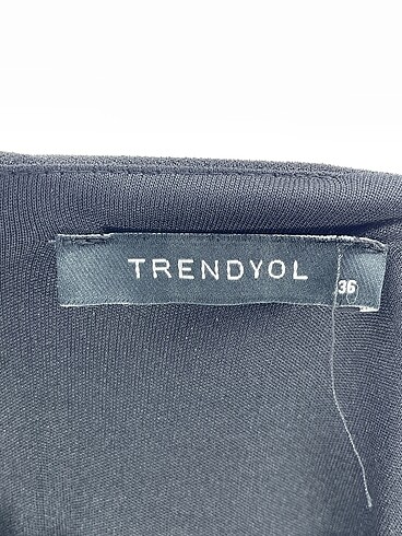 36 Beden siyah Renk Trendyol & Milla Kısa Elbise %70 İndirimli.