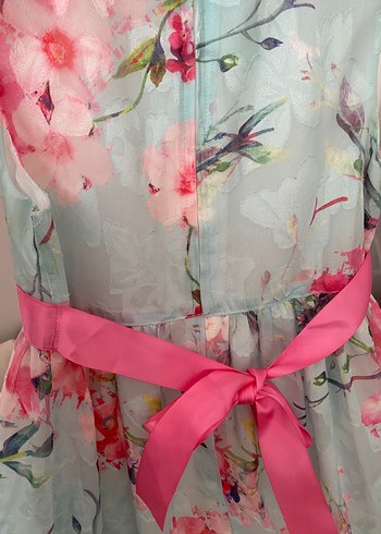 Çiçek Desenli Kemerli Kız Elbisesi - Görsel 11