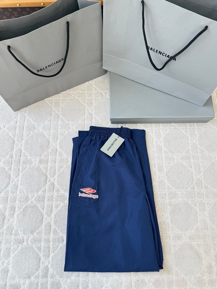 Balenciaga Eşofman — görsel 3/9