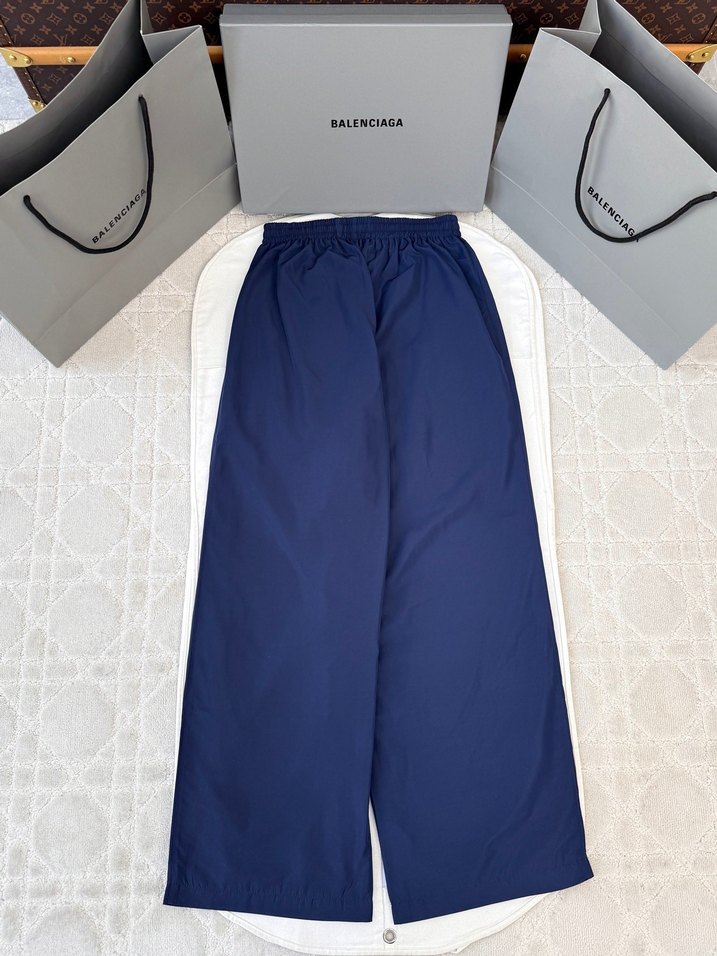 Balenciaga Eşofman — görsel 2/9
